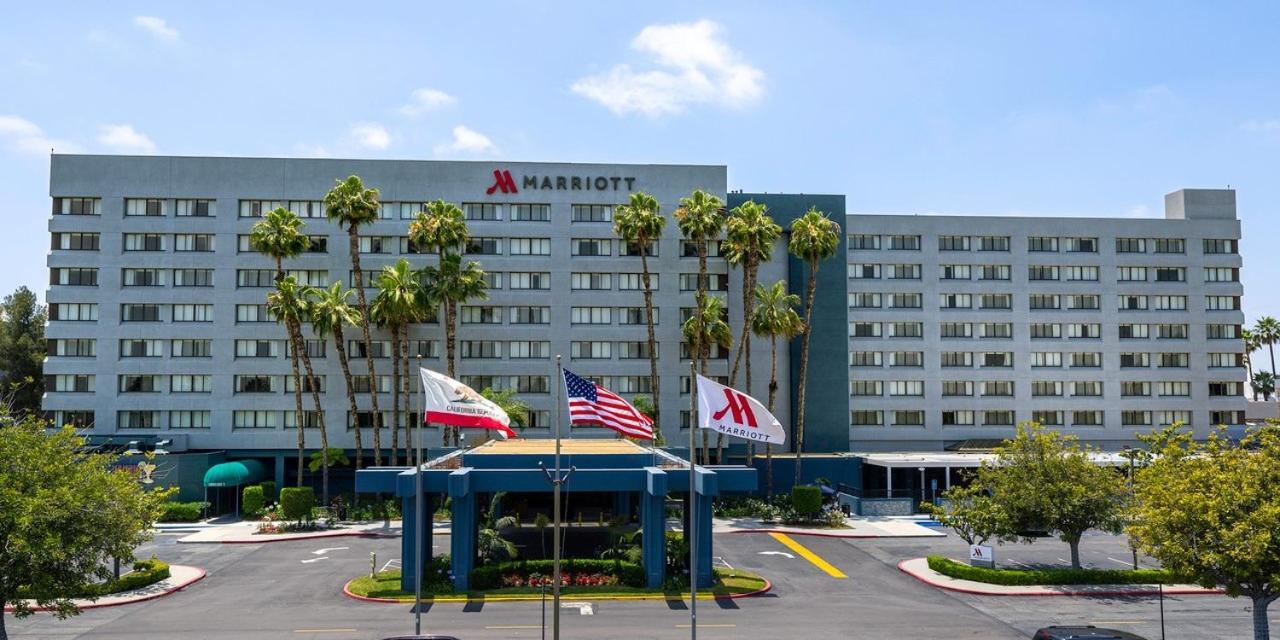 Long Beach Marriott Exterior photo