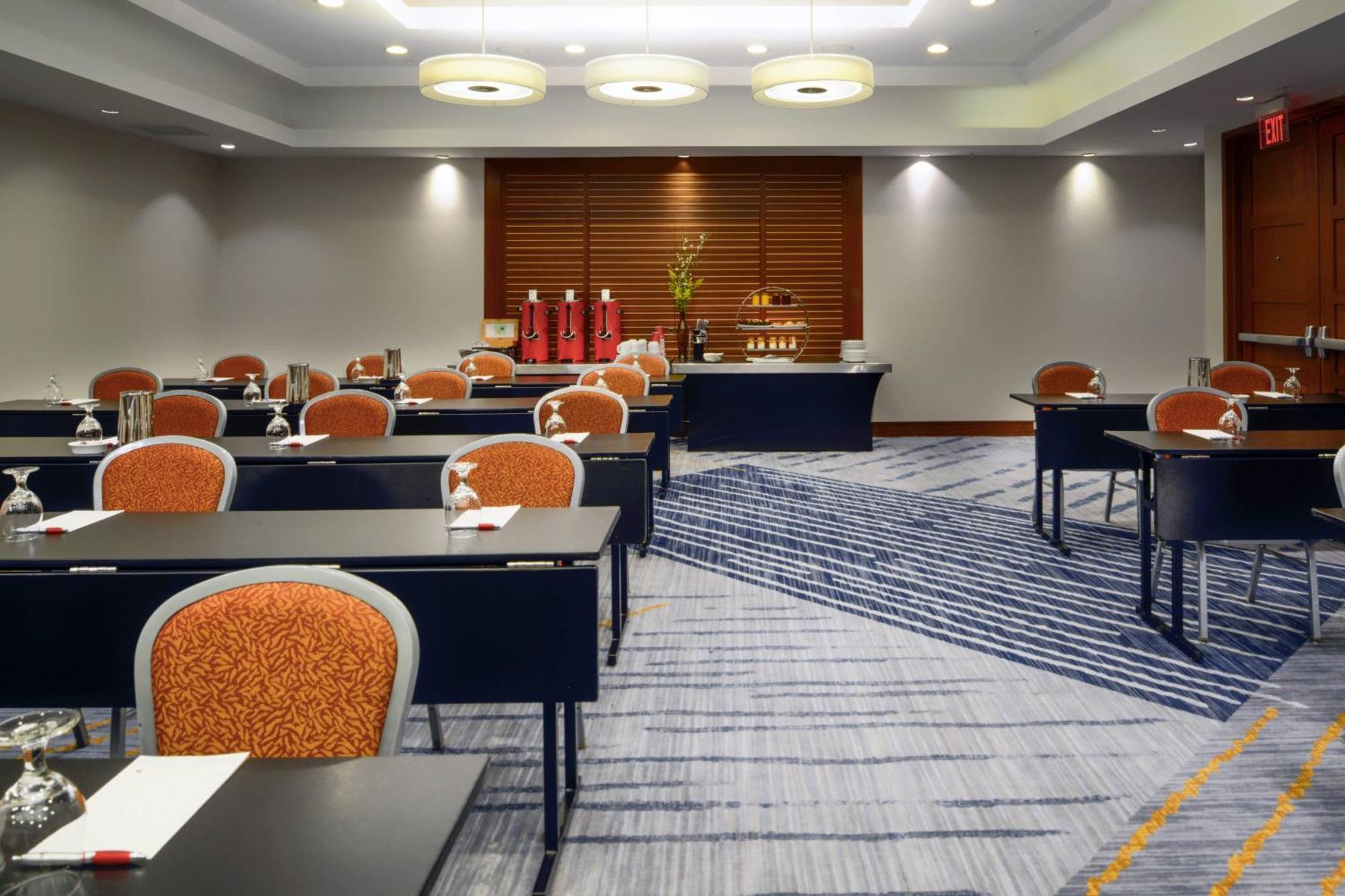 Long Beach Marriott Exterior photo